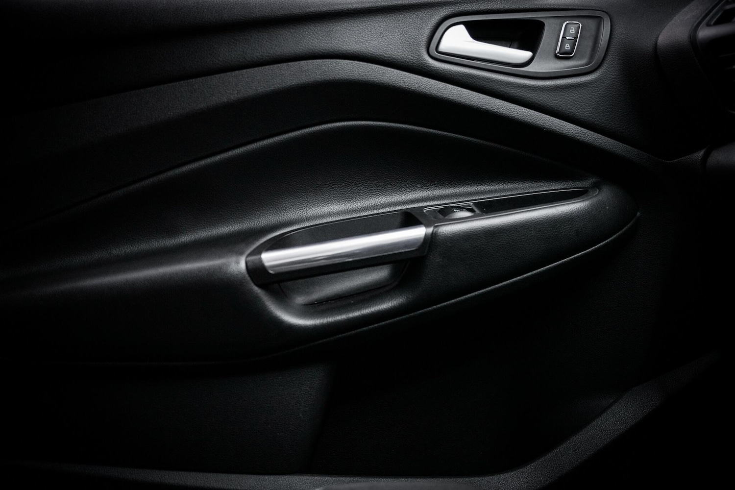 Used Ford Kuga 2015 for sale - 76660508: Photo 43