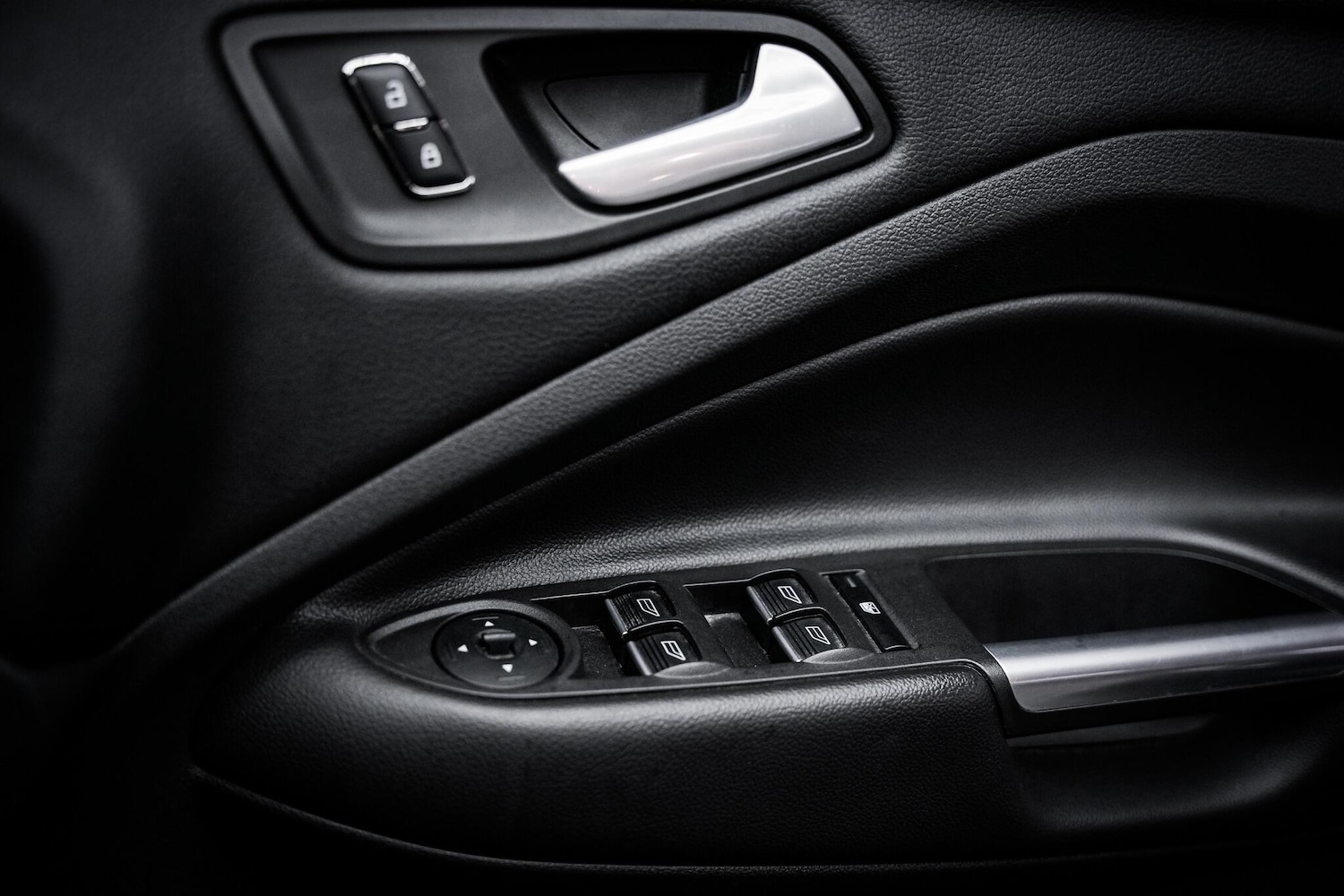 Used Ford Kuga 2015 for sale - 76660508: Photo 45