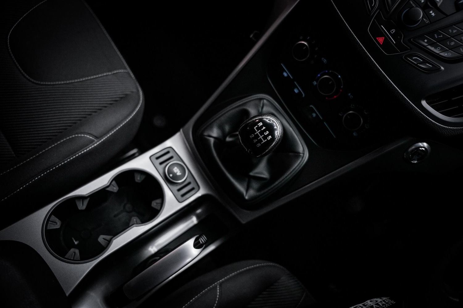 Used Ford Kuga 2015 for sale - 76660508: Photo 6