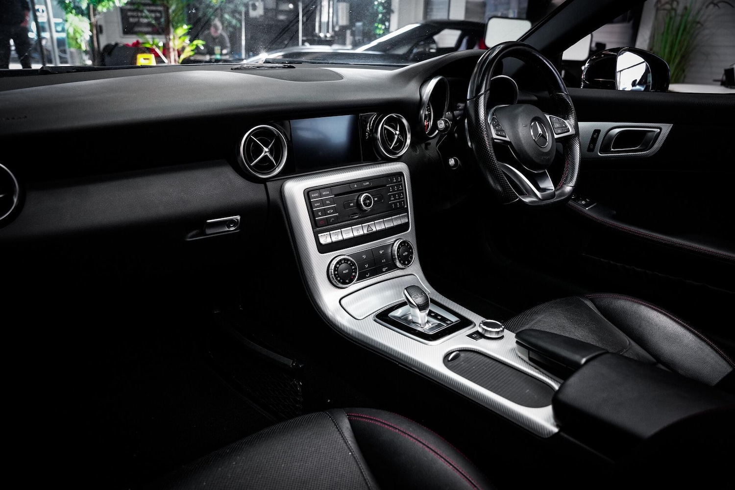 Used Mercedes-Benz SLC 2016 for sale - 76660447: Photo 24