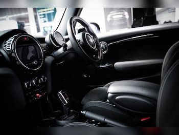 Used MINI Hatch 2020 for sale - 78504197: Photo