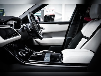 Used Land Rover Range Rover Velar 2019 for sale - 78318305: Photo