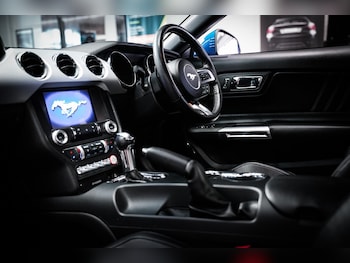 Used Ford Mustang 2017 for sale - 79012506: Photo