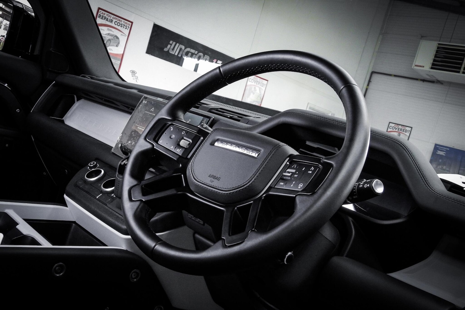 Used Land Rover Defender 2024 for sale - 76660550: Photo 25