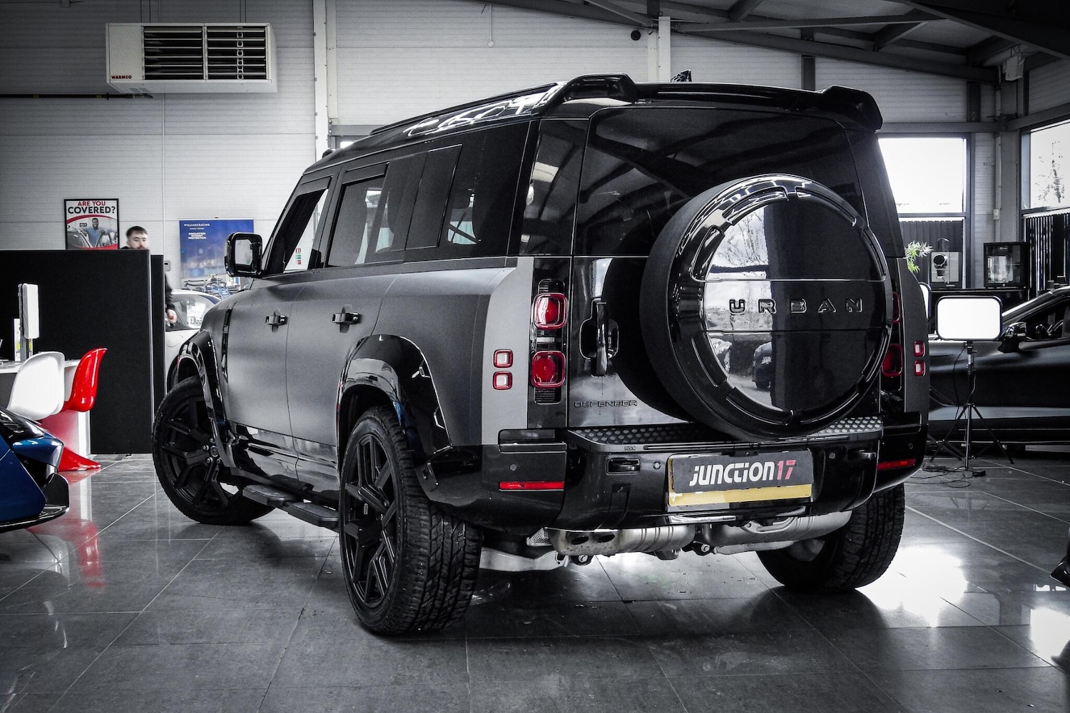 Used Land Rover Defender 2024 for sale - 76660550: Photo 4