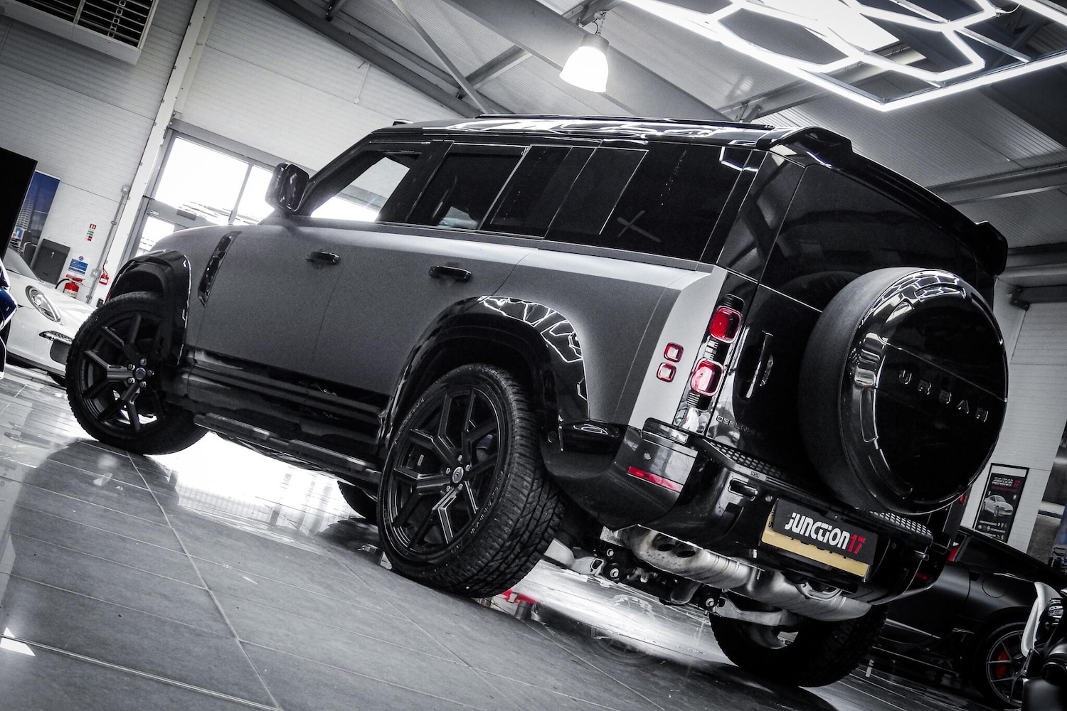 Used Land Rover Defender 2024 for sale - 76660550: Photo 5