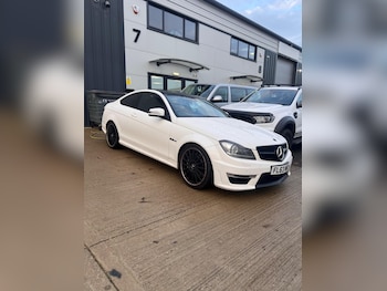 Used Mercedes-Benz C Class 2013 for sale - 77253999: Photo