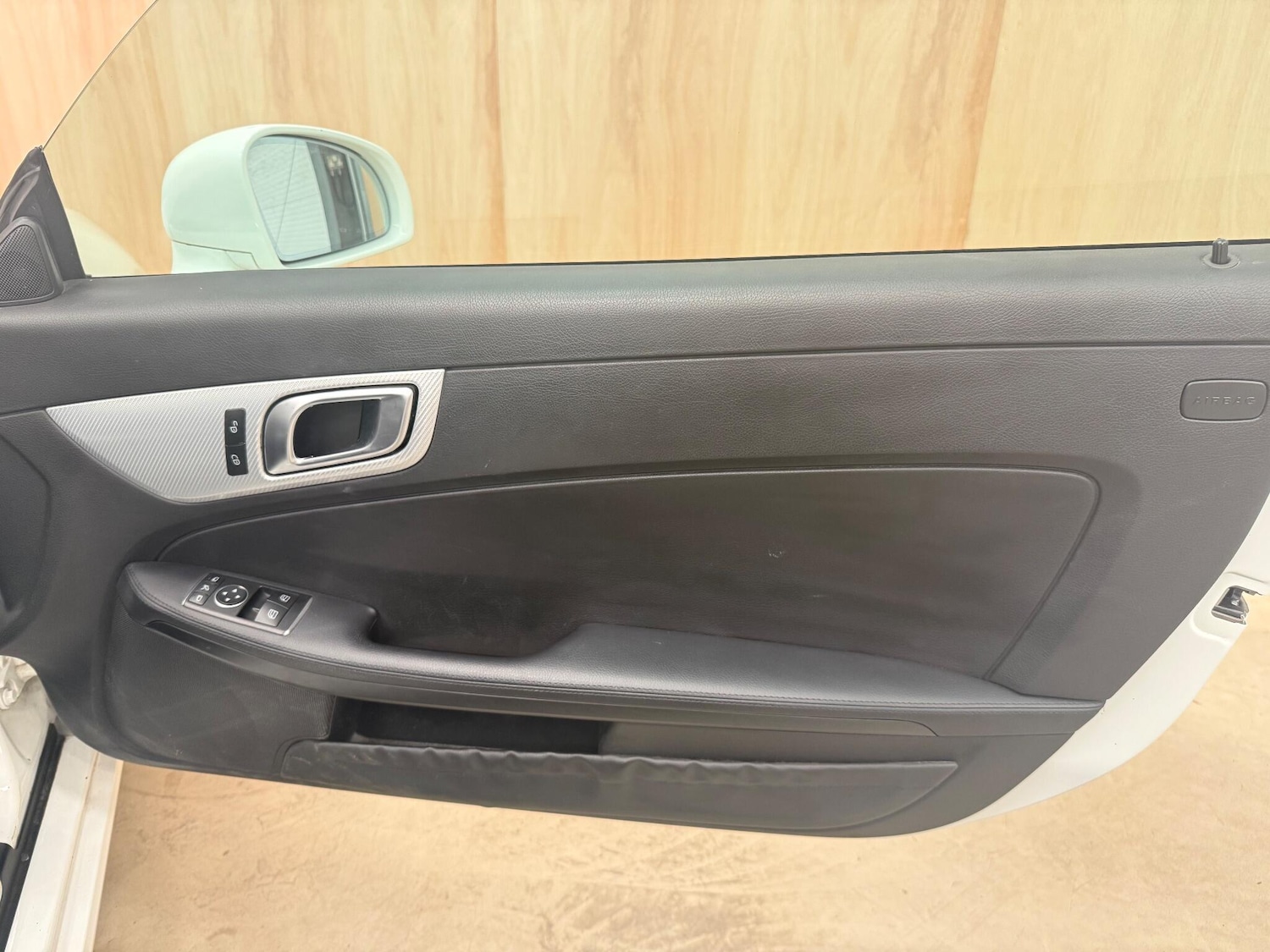 Used Mercedes-Benz SLC 2017 for sale - 76660478: Photo 12