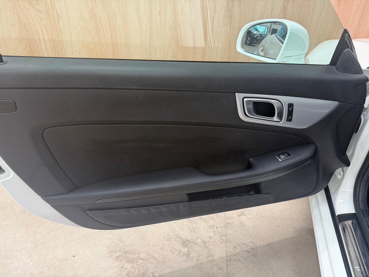 Used Mercedes-Benz SLC 2017 for sale - 76660478: Photo 17