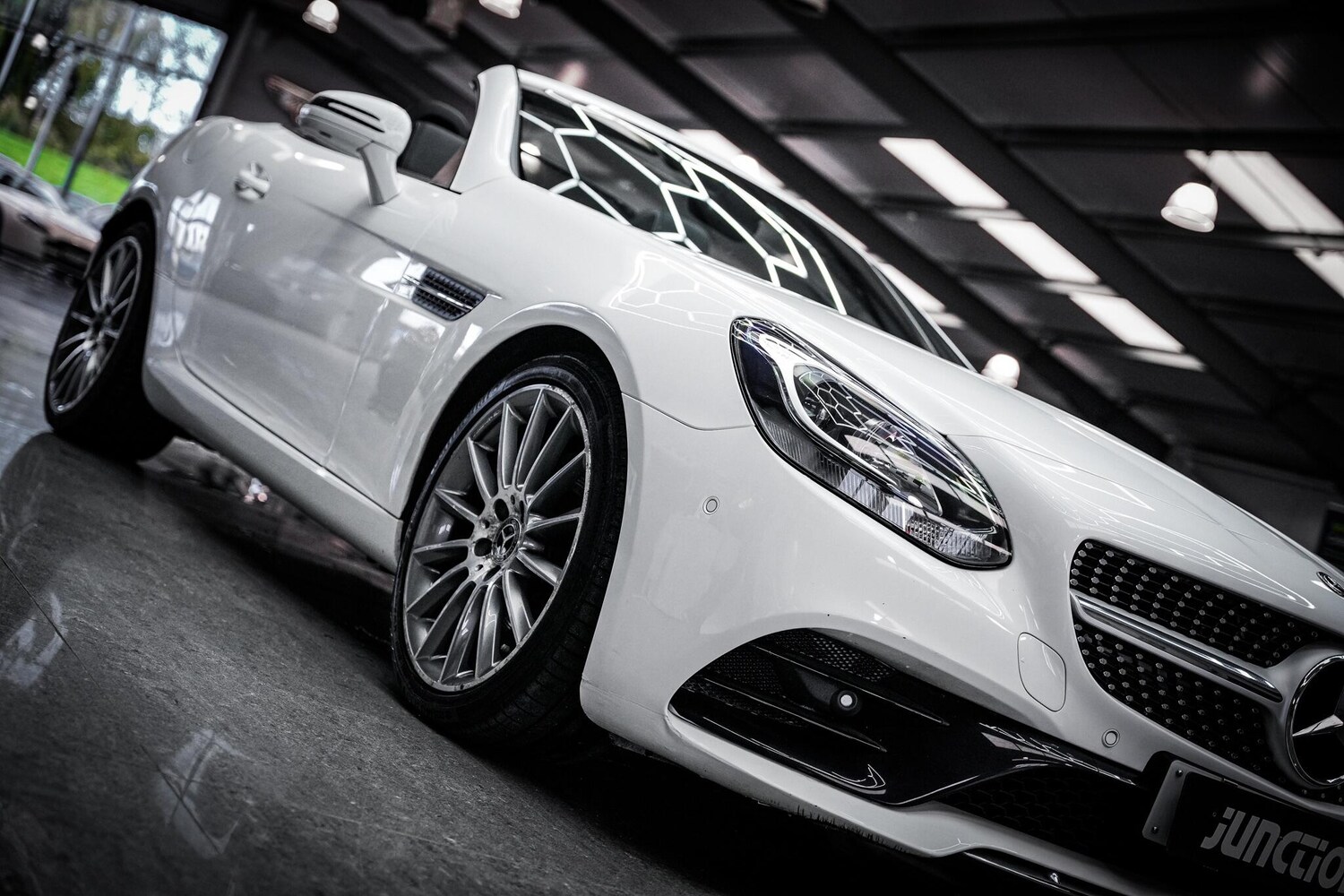 Used Mercedes-Benz SLC 2017 for sale - 76660478: Photo 32