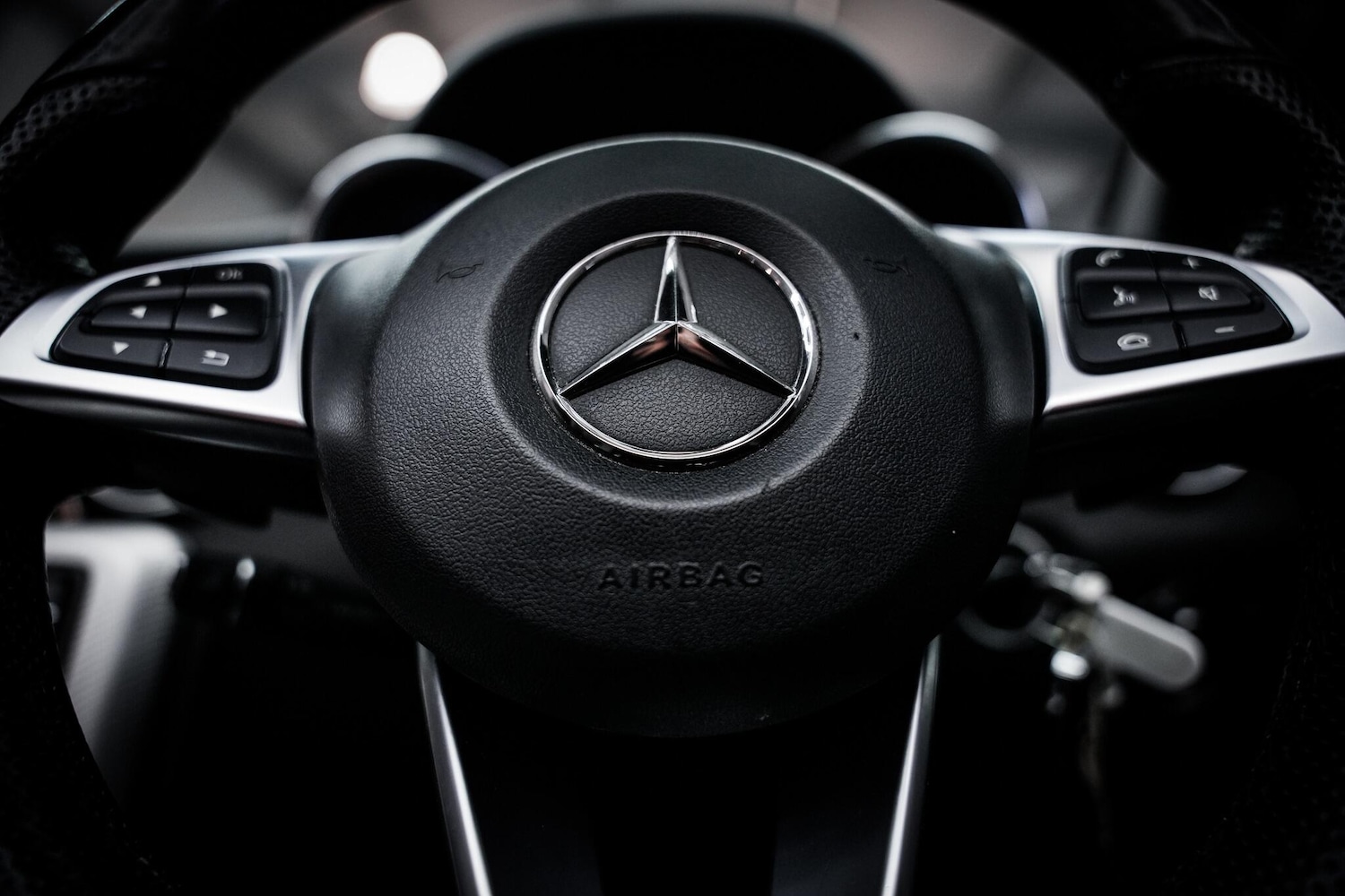 Used Mercedes-Benz SLC 2017 for sale - 76660478: Photo 38