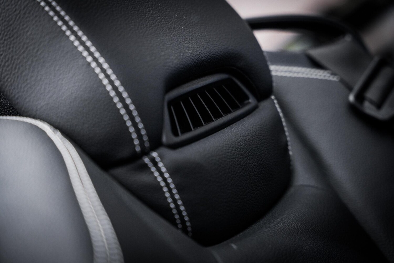 Used Mercedes-Benz SLC 2017 for sale - 76660478: Photo 45