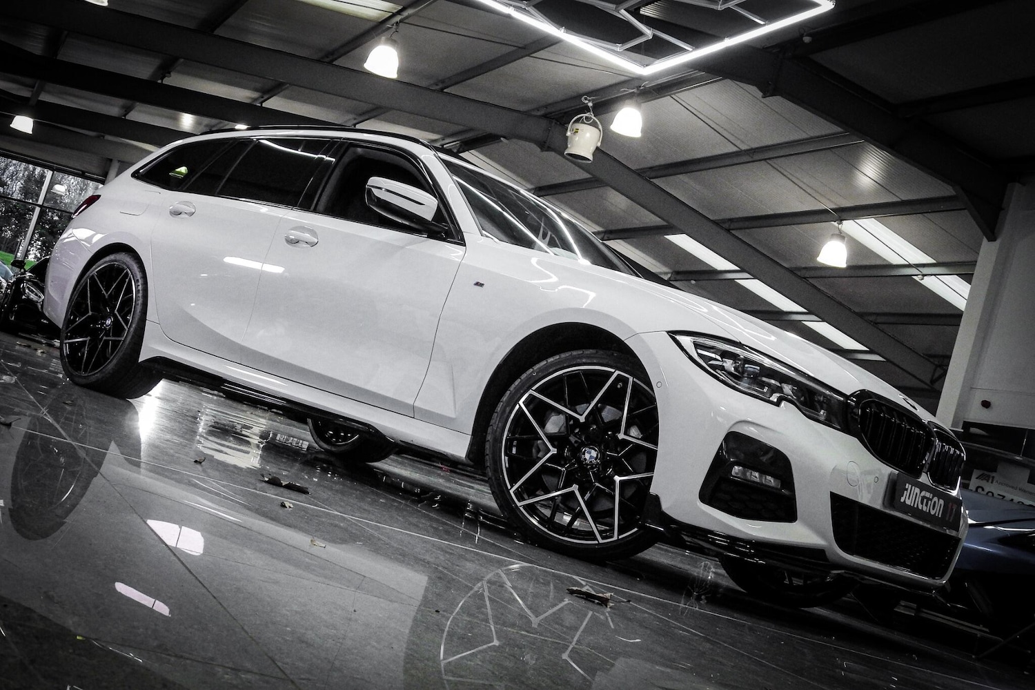 Used BMW 3 Series 2021 for sale - 76660378: Photo 2