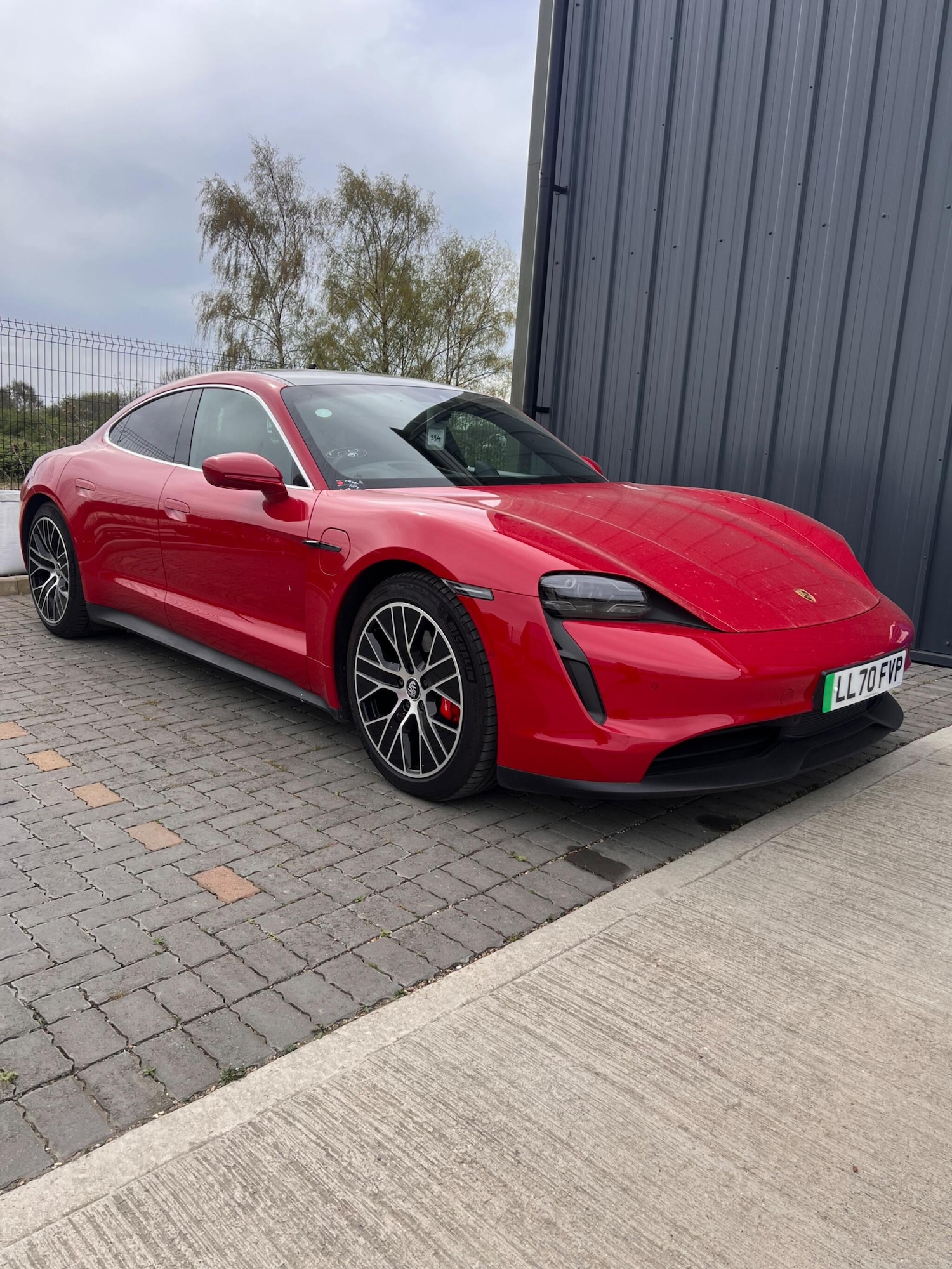 Used Porsche Taycan 2020 for sale - 78184825: Photo 1