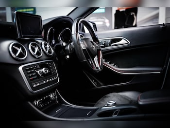 Used Mercedes-Benz GLA 2015 for sale - 78946587: Photo