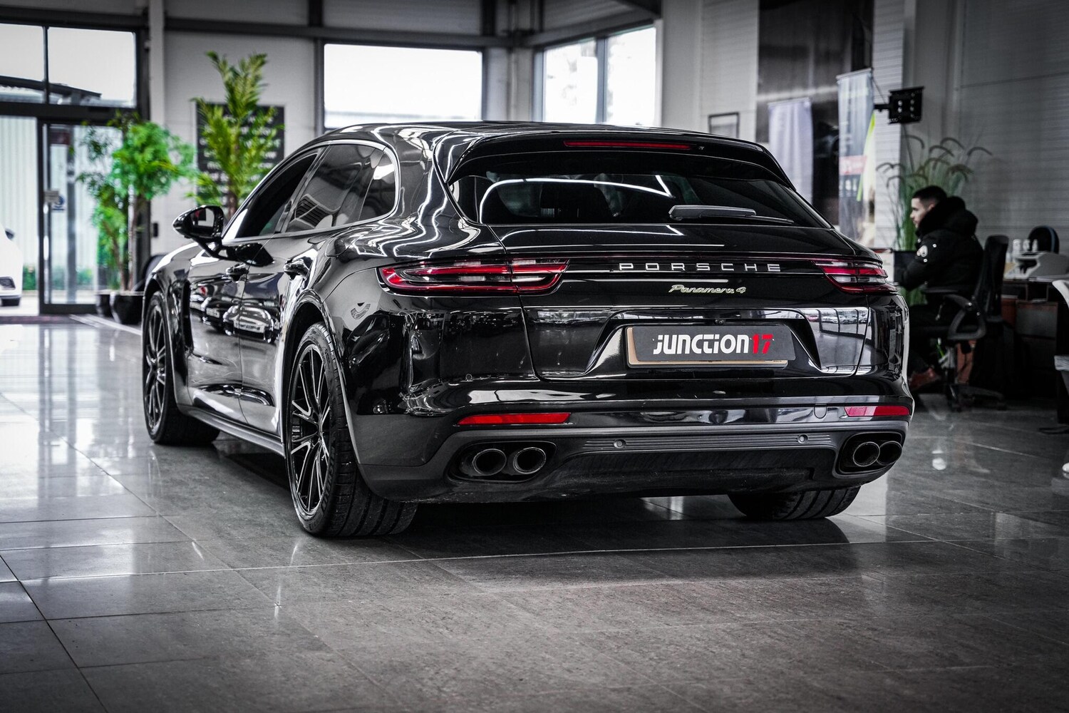 Used Porsche Panamera 2017 for sale - 77637404: Photo 14