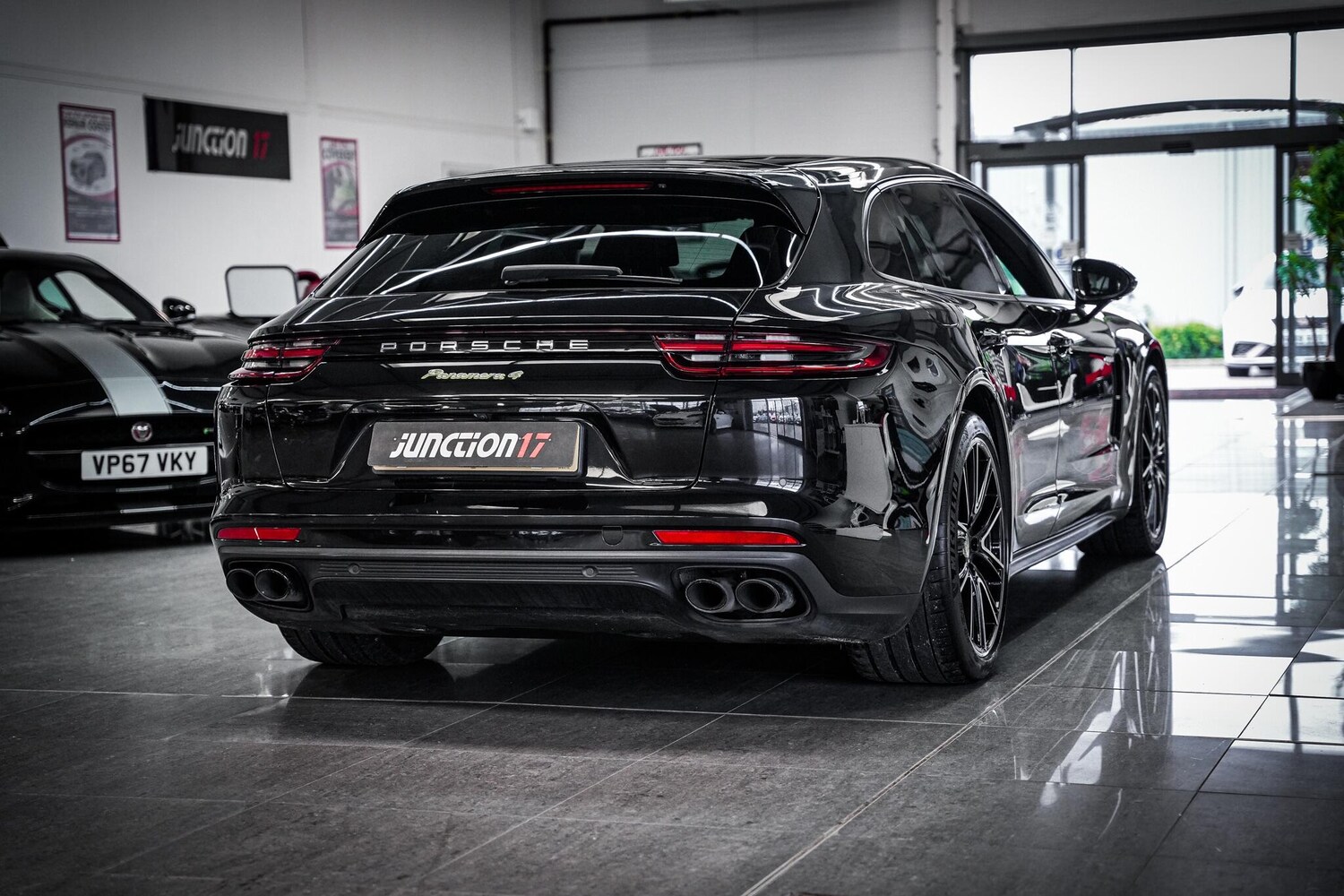 Used Porsche Panamera 2017 for sale - 77637404: Photo 16