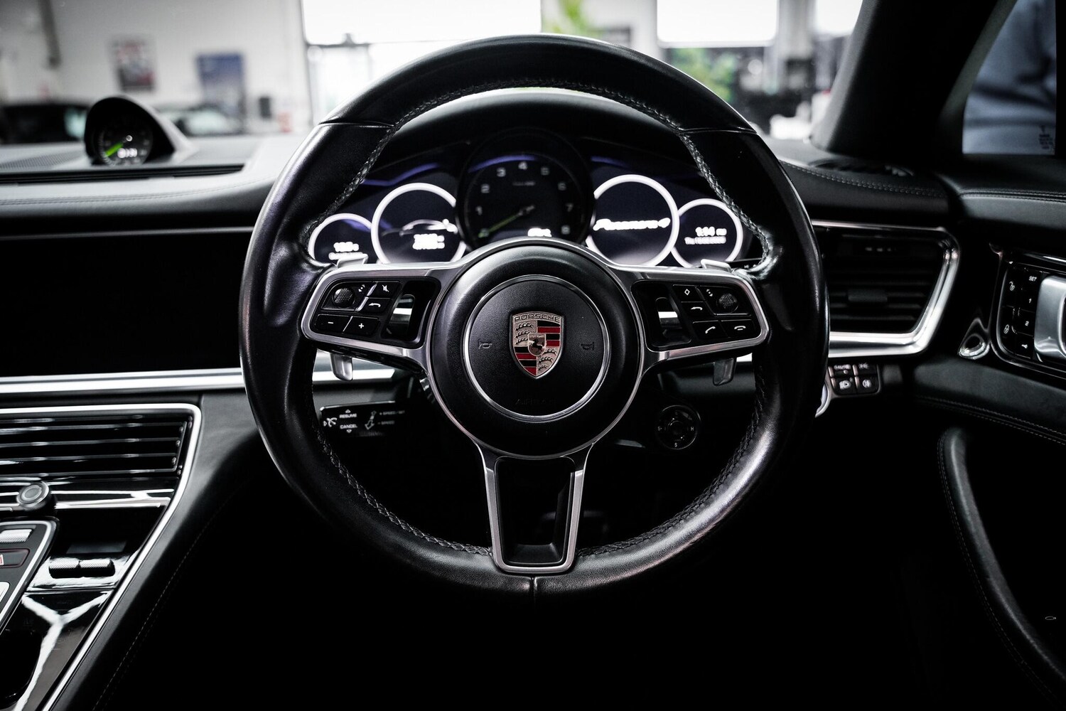 Used Porsche Panamera 2017 for sale - 77637404: Photo 20