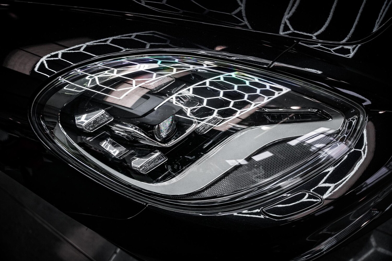 Used Porsche Panamera 2017 for sale - 77637404: Photo 29