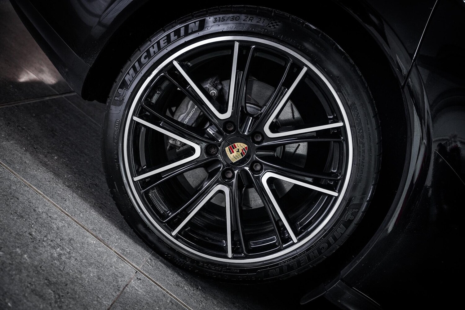 Used Porsche Panamera 2017 for sale - 77637404: Photo 38