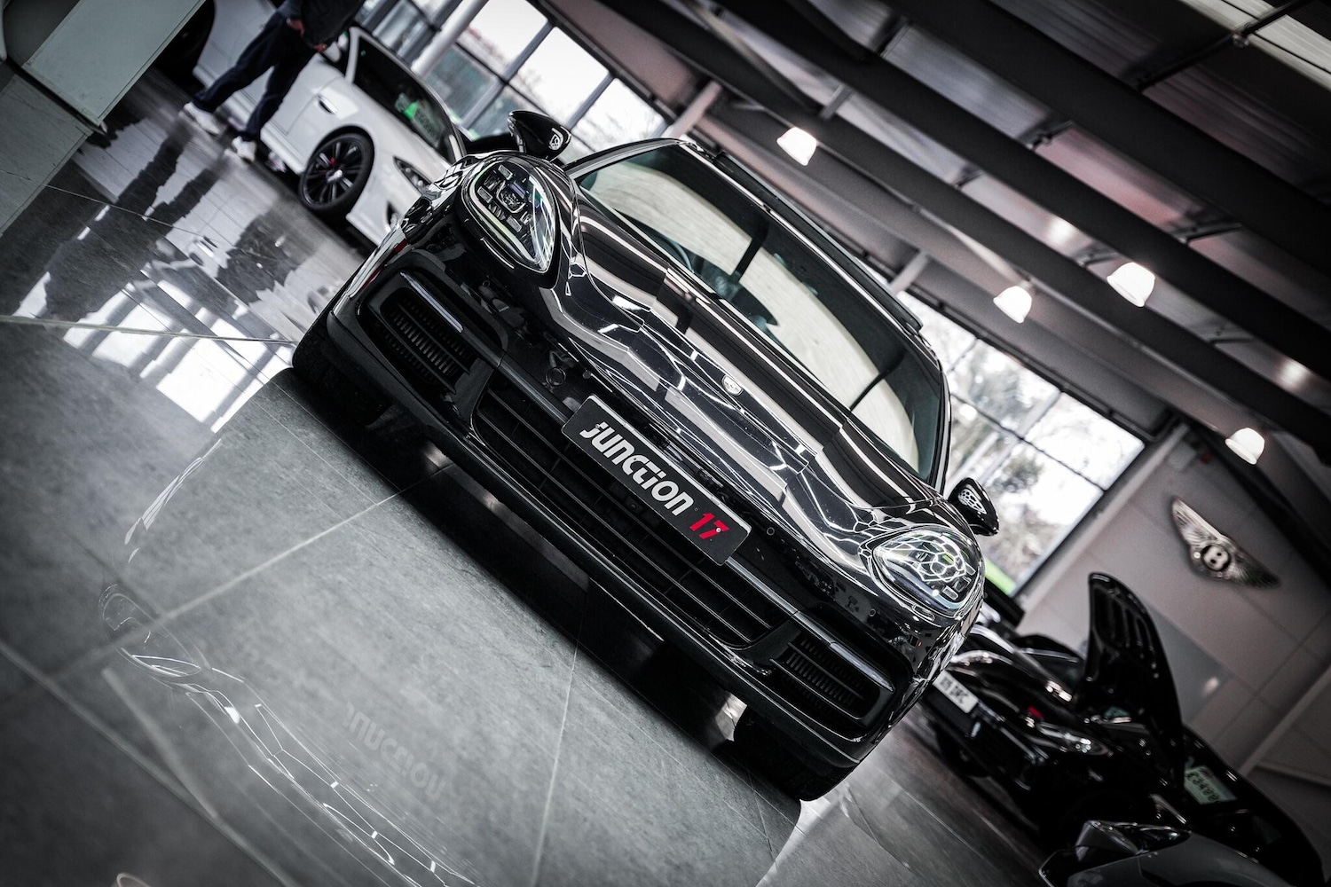 Used Porsche Panamera 2017 for sale - 77637404: Photo 4