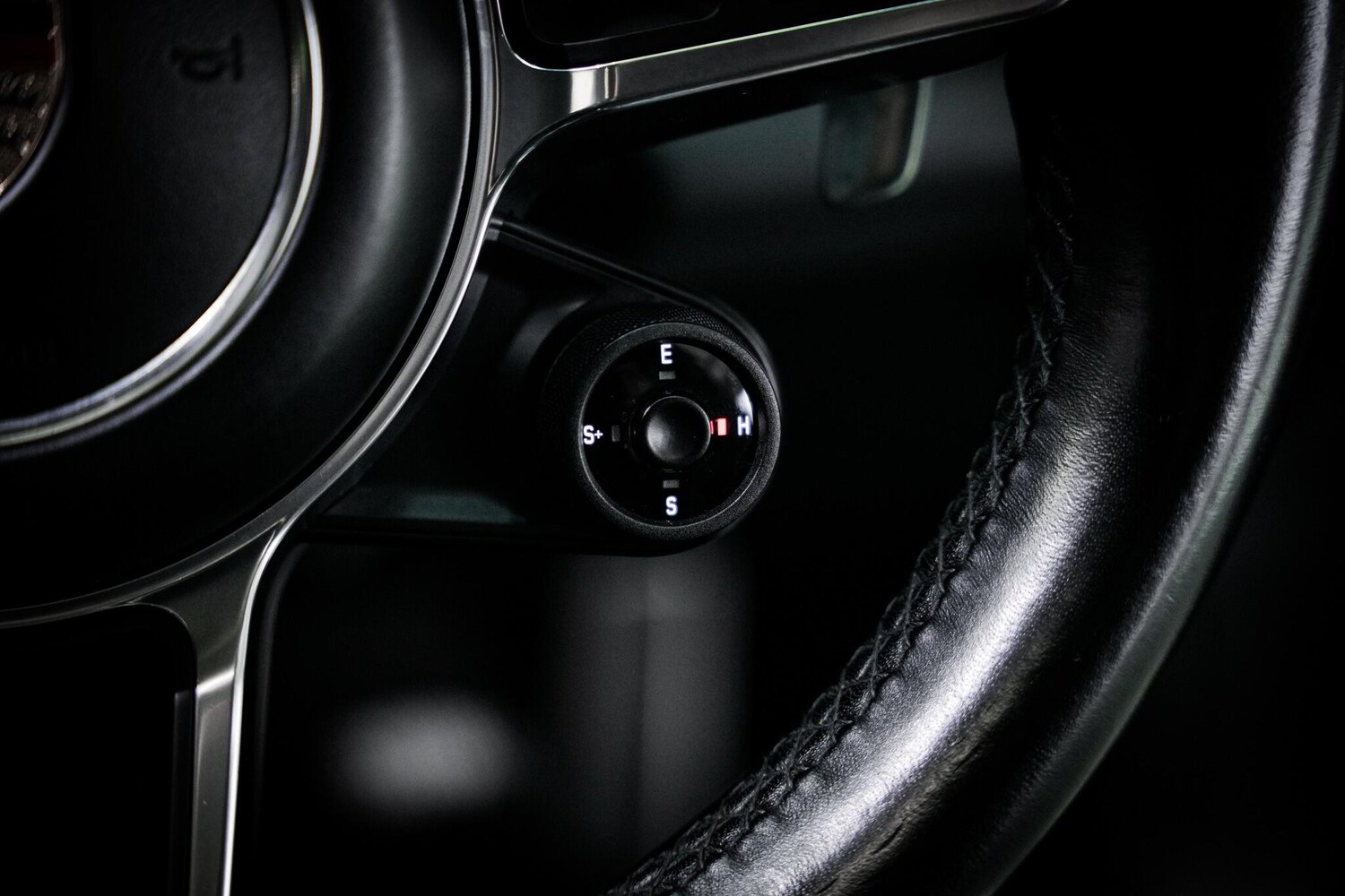 Used Porsche Panamera 2017 for sale - 77637404: Photo 52