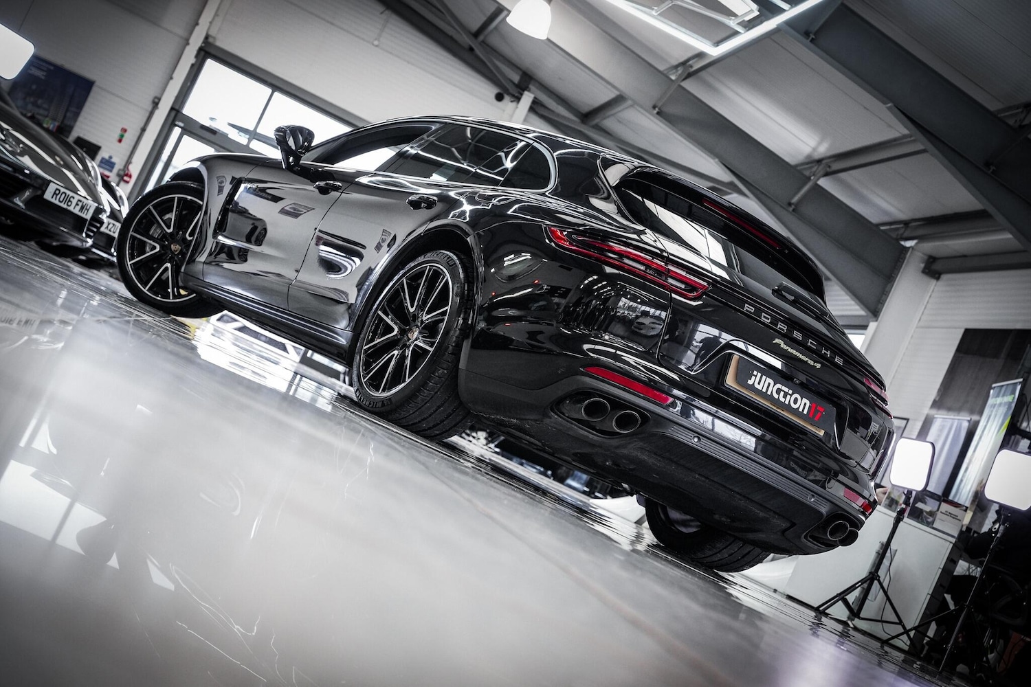 Used Porsche Panamera 2017 for sale - 77637404: Photo 6