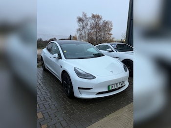 Tesla - Model 3