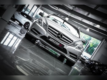 Used Mercedes-Benz E Class 2012 for sale - 79373997: Photo