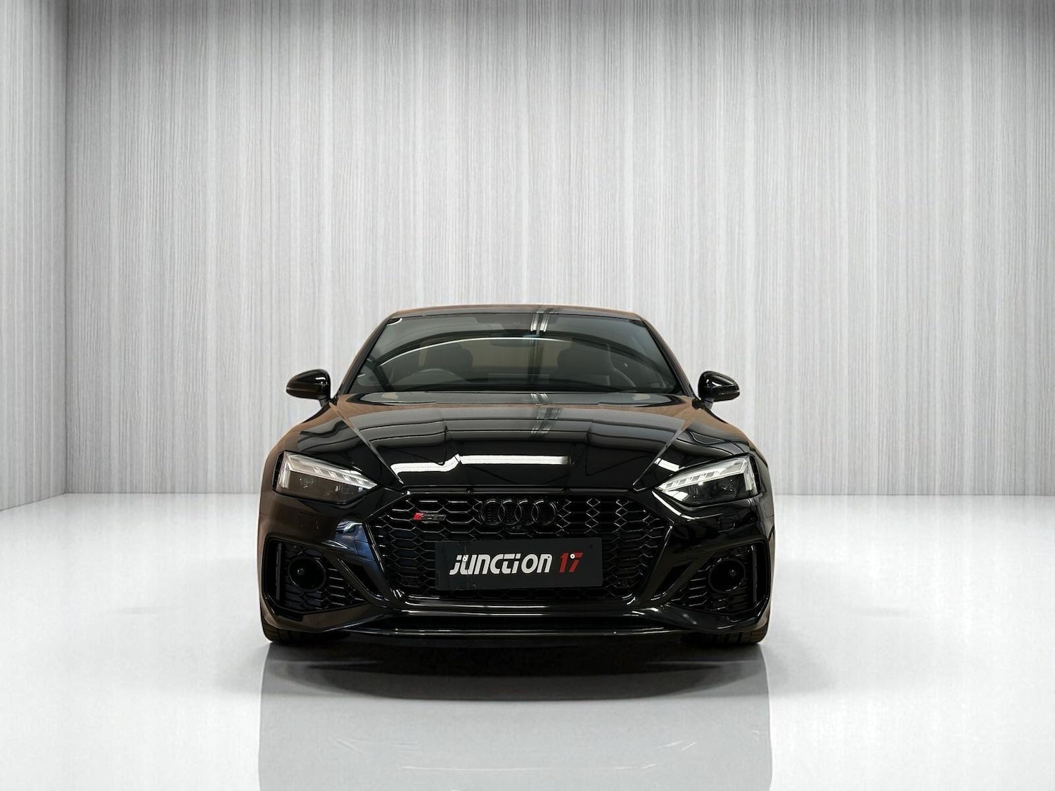Used Audi RS5 2022 for sale - 76657138: Photo 2