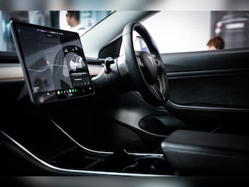 Used Tesla Model 3 2019 for sale - 79401264: Photo