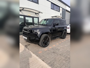 Land Rover Defender feature image