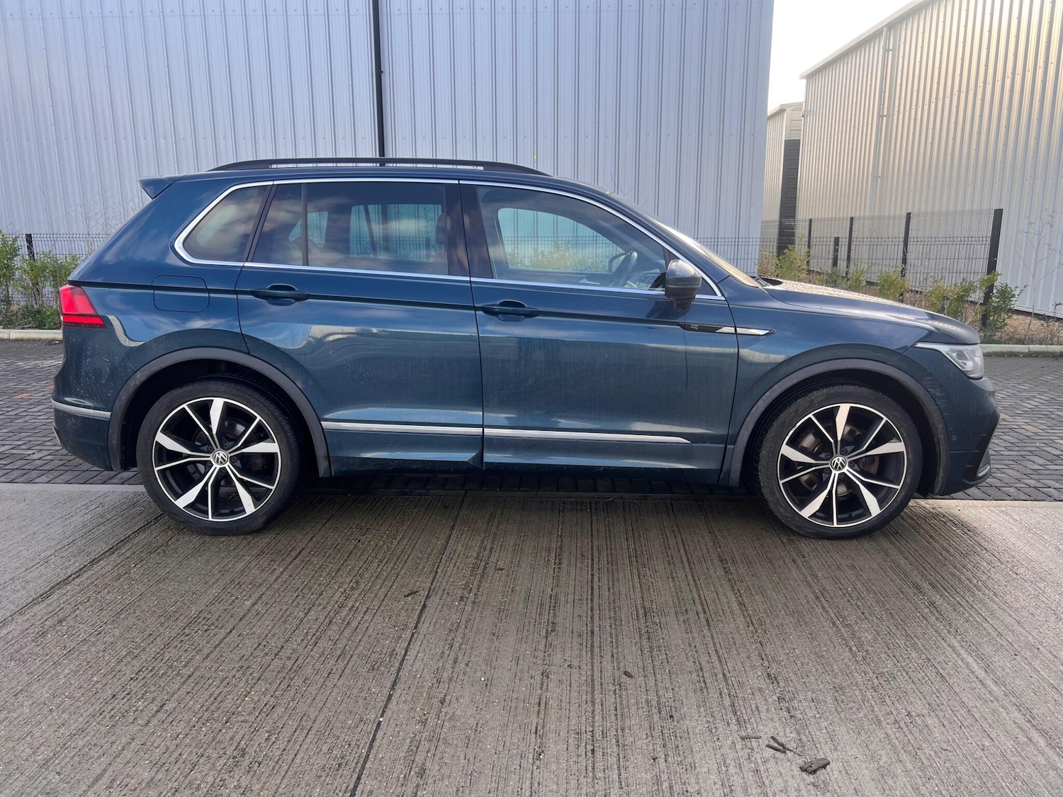Used Volkswagen Tiguan 2022 for sale - 77109014: Photo 3