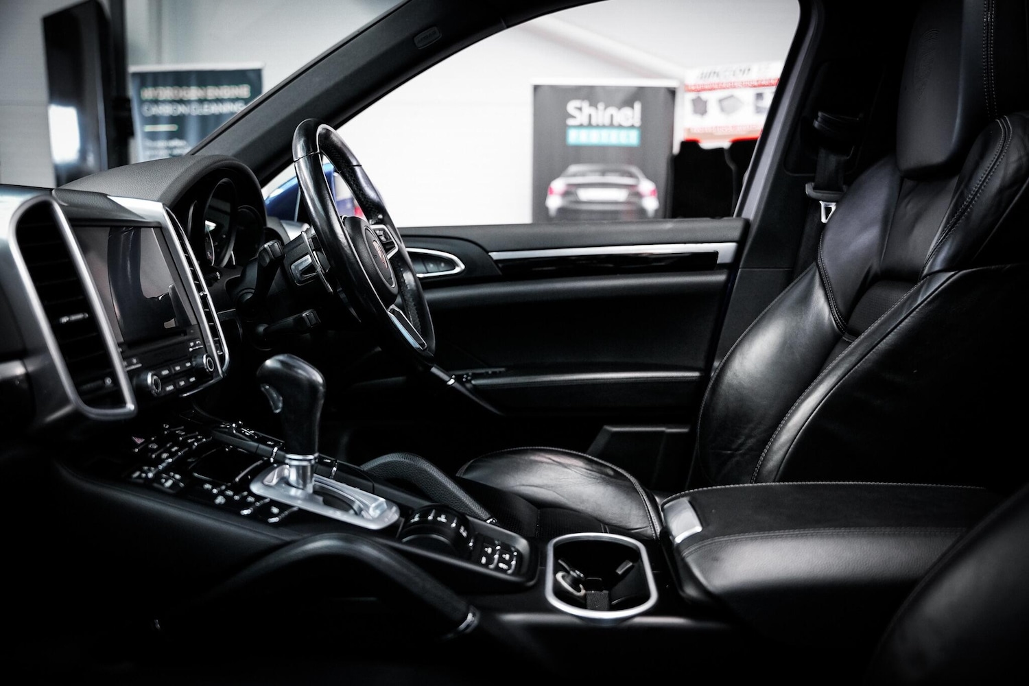 Used Porsche Cayenne 2017 for sale - 78006510: Photo 4