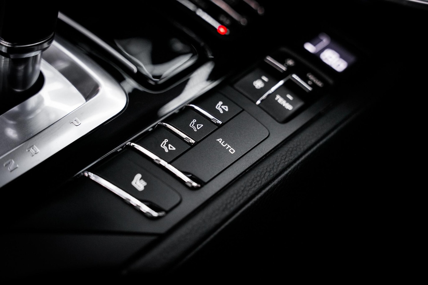 Used Porsche Cayenne 2017 for sale - 78006510: Photo 44