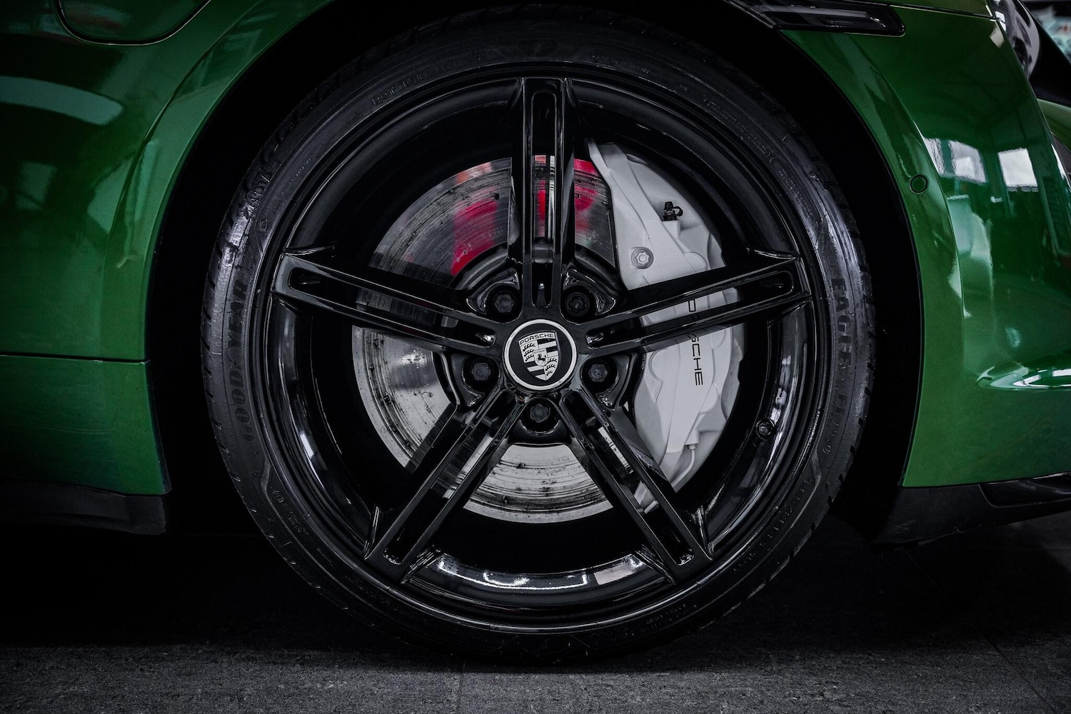 Used Porsche Taycan 2020 for sale - 77586567: Photo 27