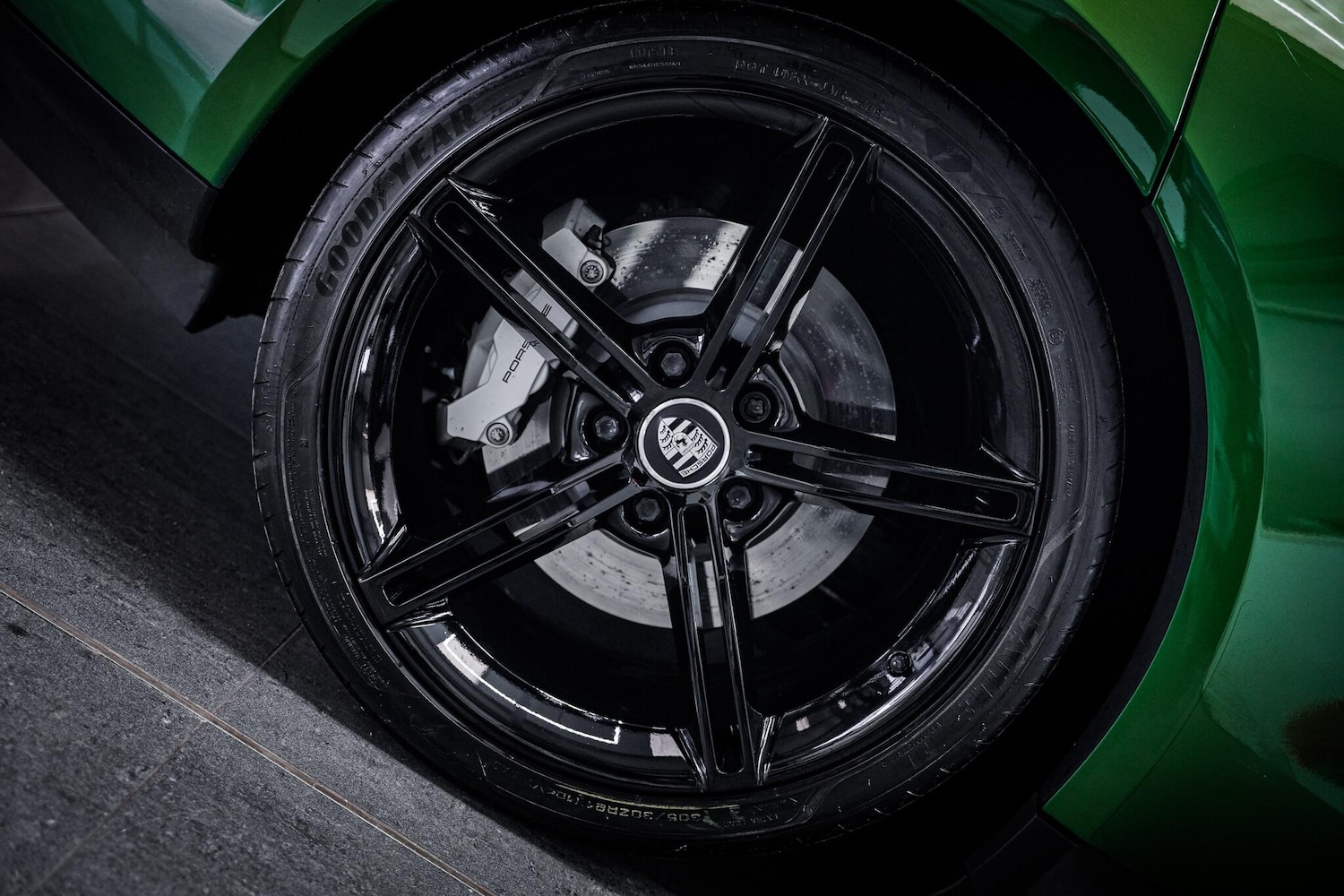 Used Porsche Taycan 2020 for sale - 77586567: Photo 28