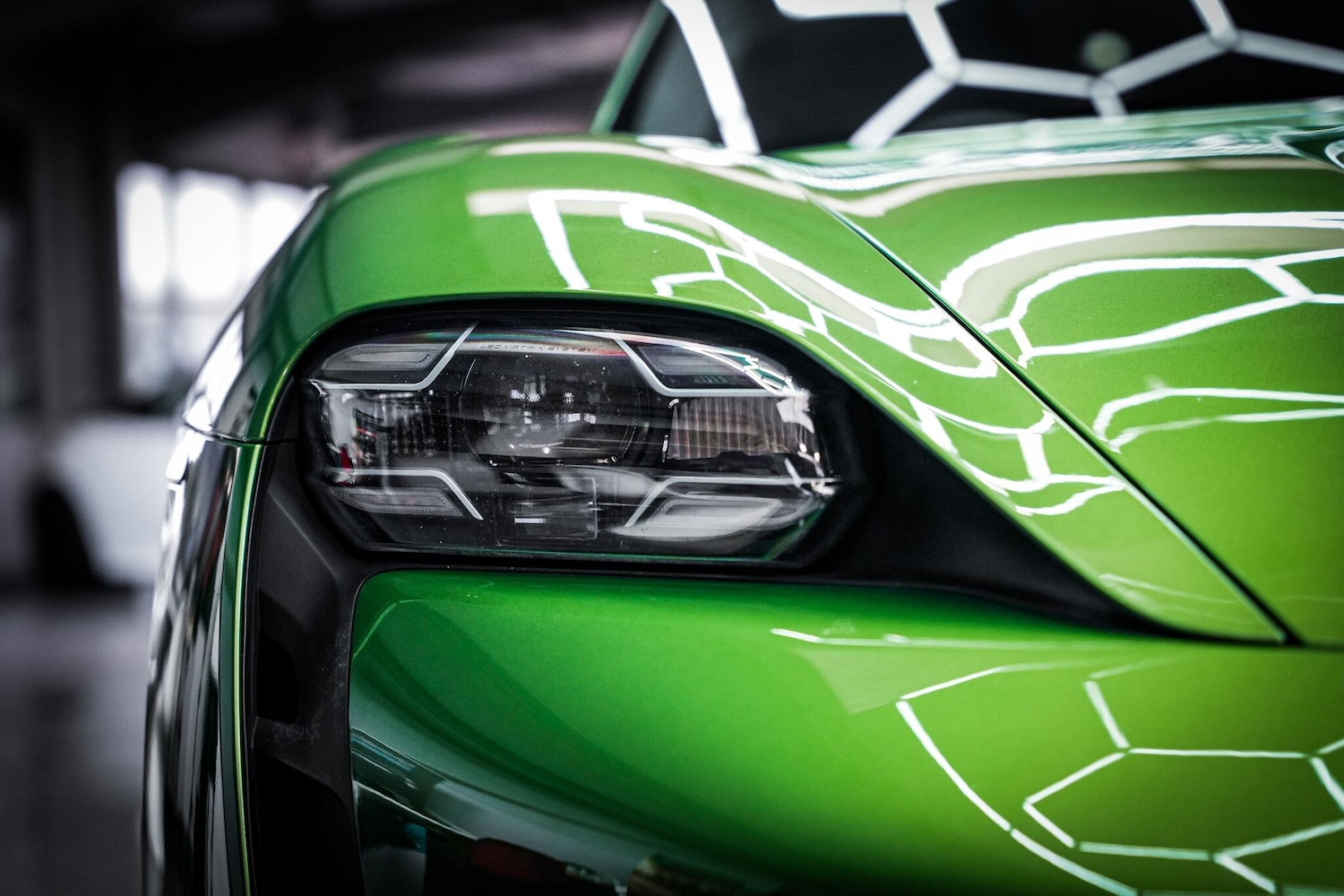 Used Porsche Taycan 2020 for sale - 77586567: Photo 32