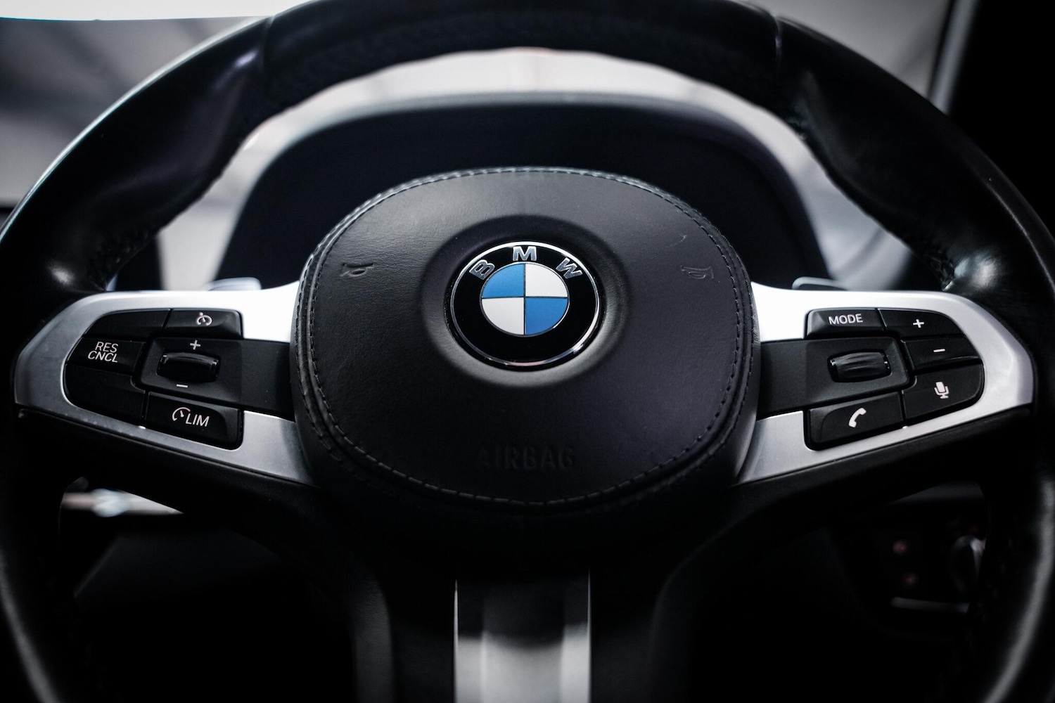 Used BMW 5 Series 2018 for sale - 77658636: Photo 40