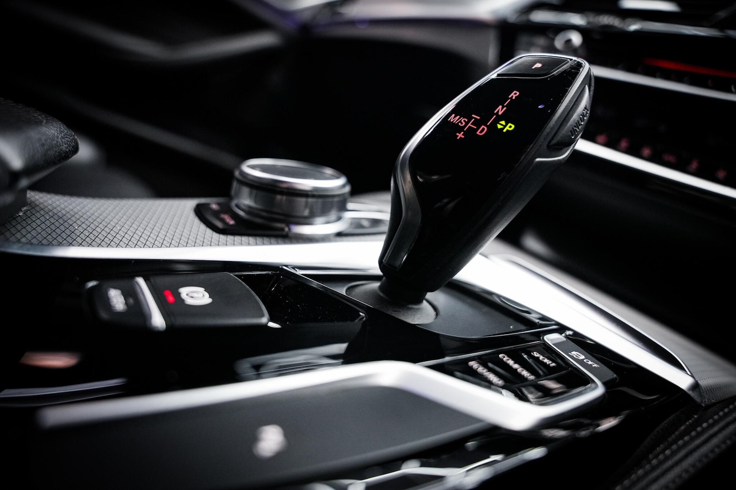 Used BMW 5 Series 2018 for sale - 77658636: Photo 41