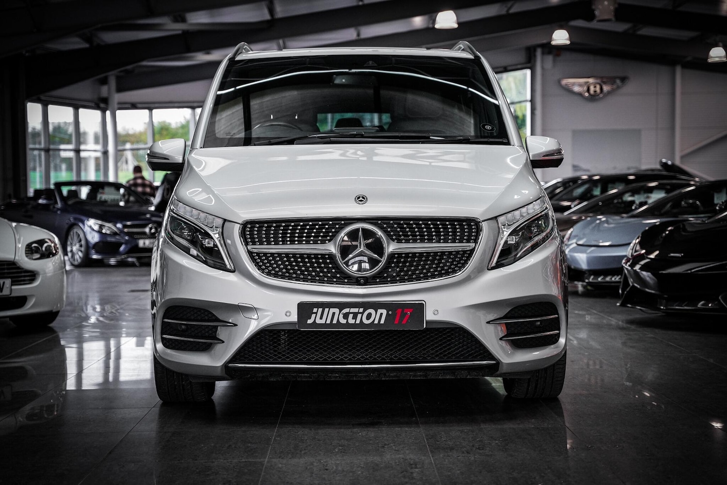 Used Mercedes-Benz V-Class 2020 for sale - 76660487: Photo 14