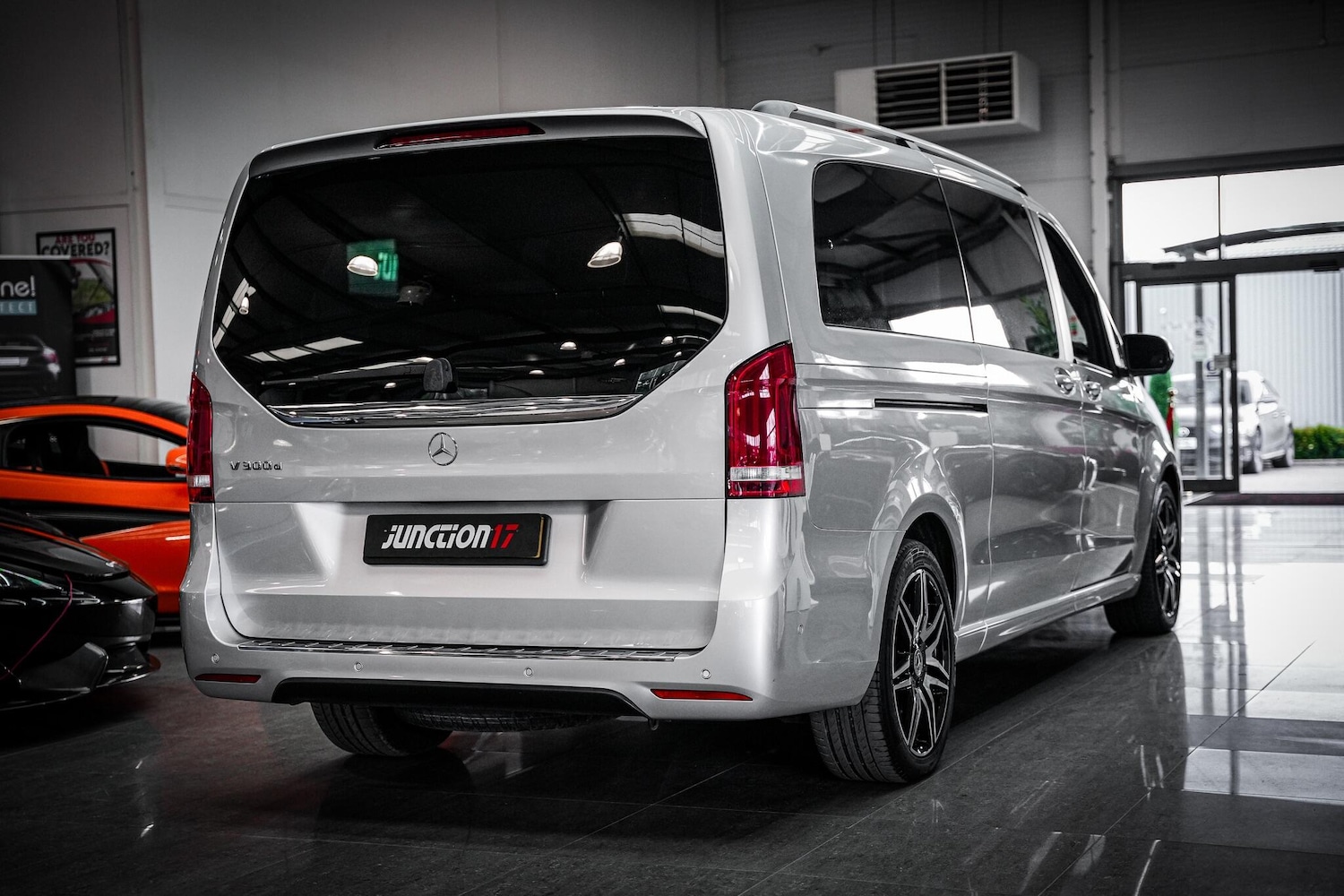 Used Mercedes-Benz V-Class 2020 for sale - 76660487: Photo 18