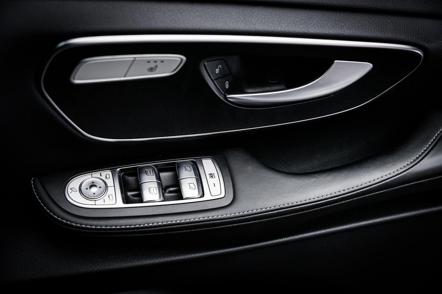 Used Mercedes-Benz V-Class 2020 for sale - 76660487: Photo 49