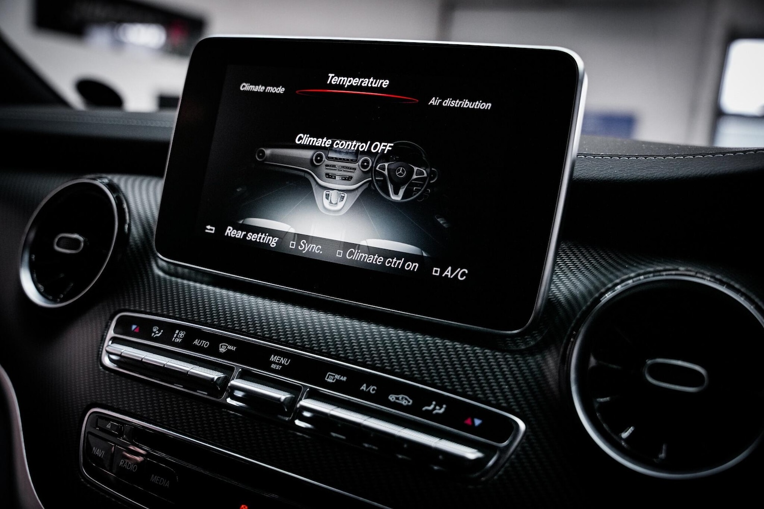 Used Mercedes-Benz V-Class 2020 for sale - 76660487: Photo 6