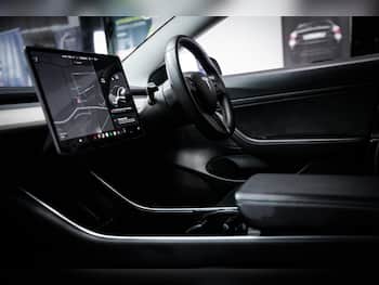 Used Tesla Model 3 2020 for sale - 79658059: Photo