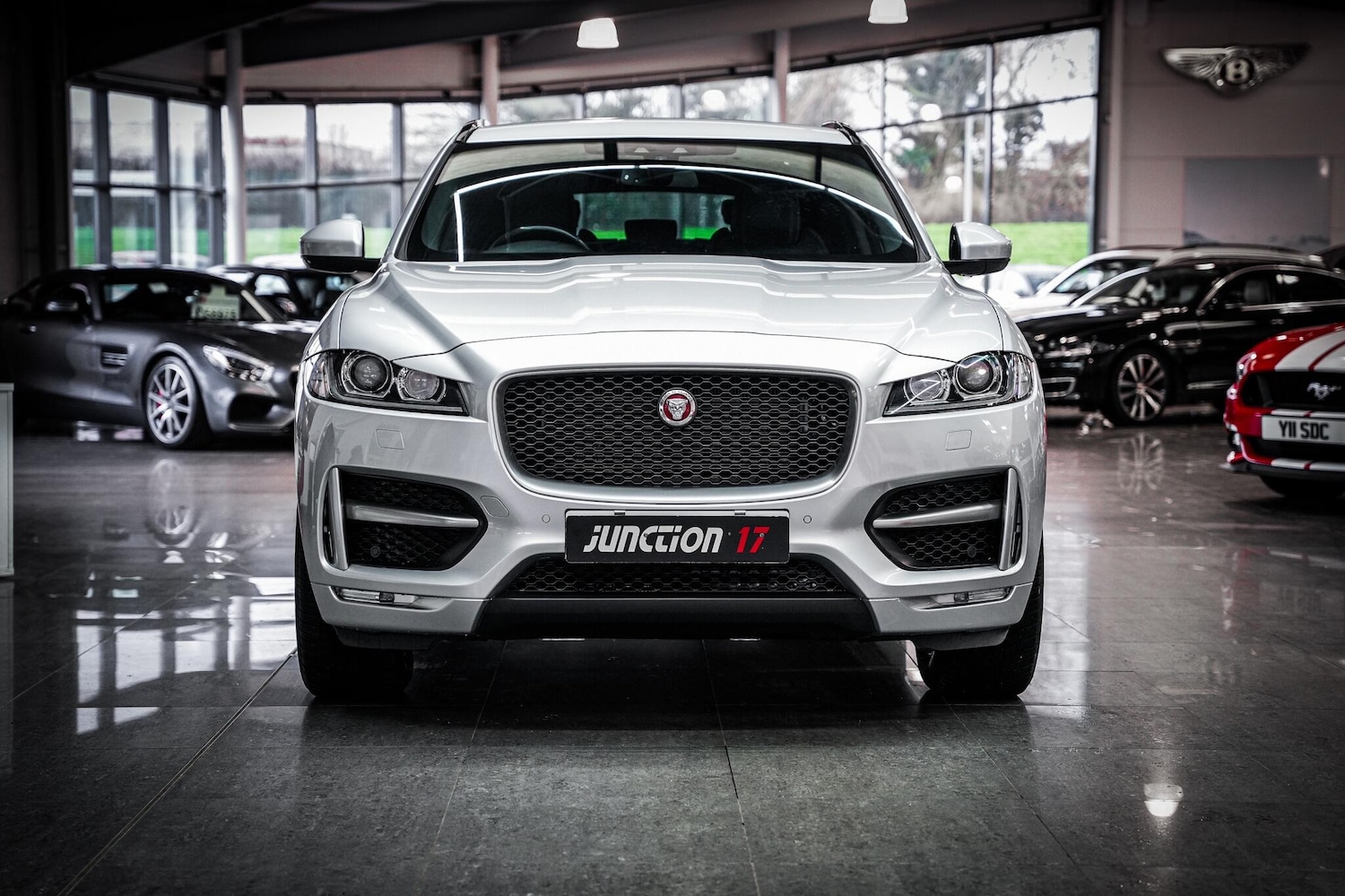 Used Jaguar F-Pace 2018 for sale - 77456019: Photo 12