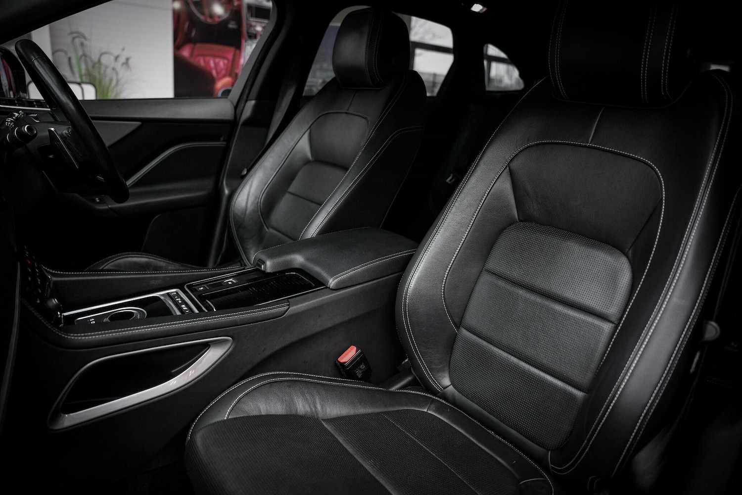 Used Jaguar F-Pace 2018 for sale - 77456019: Photo 24