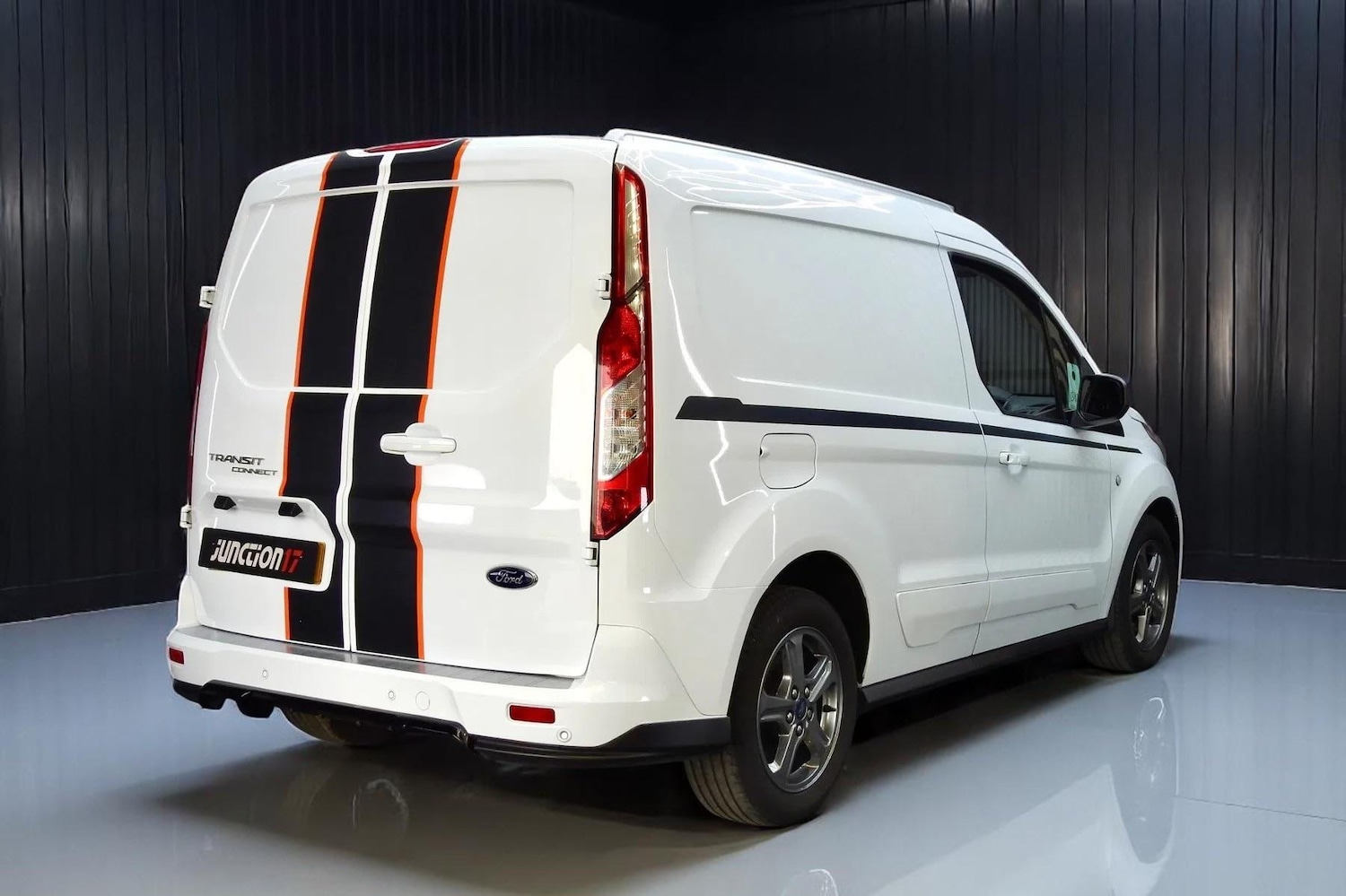 Used Ford Transit Connect 2020 for sale - 76660537: Photo 10