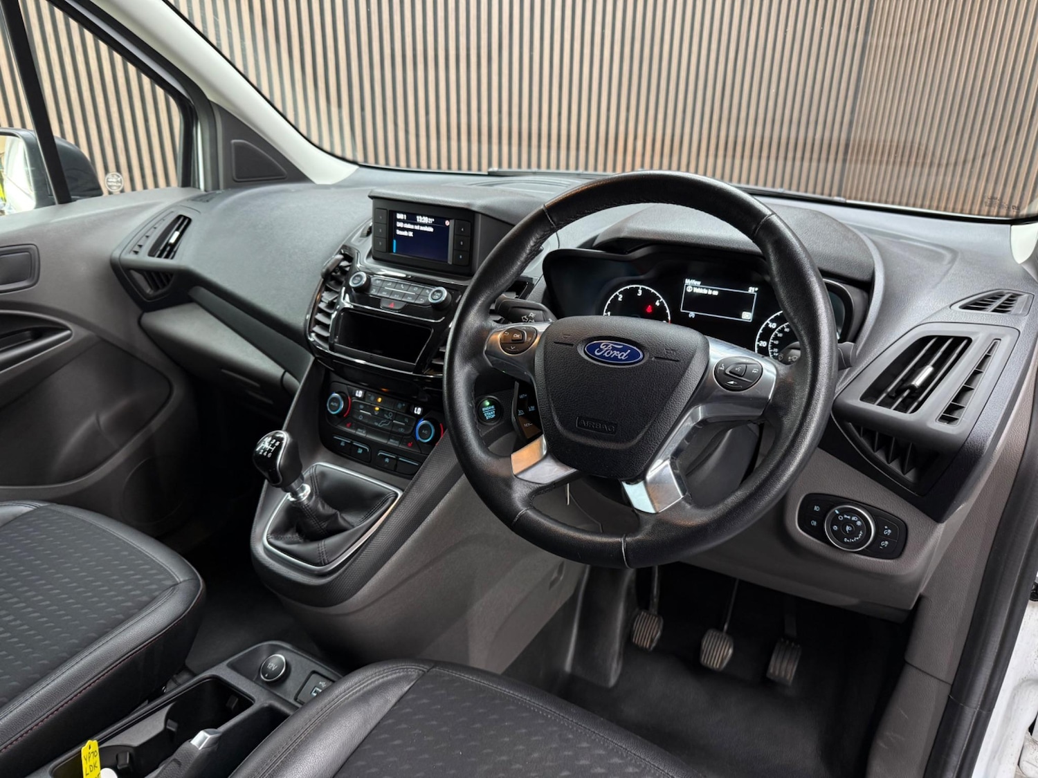 Used Ford Transit Connect 2020 for sale - 76660537: Photo 16