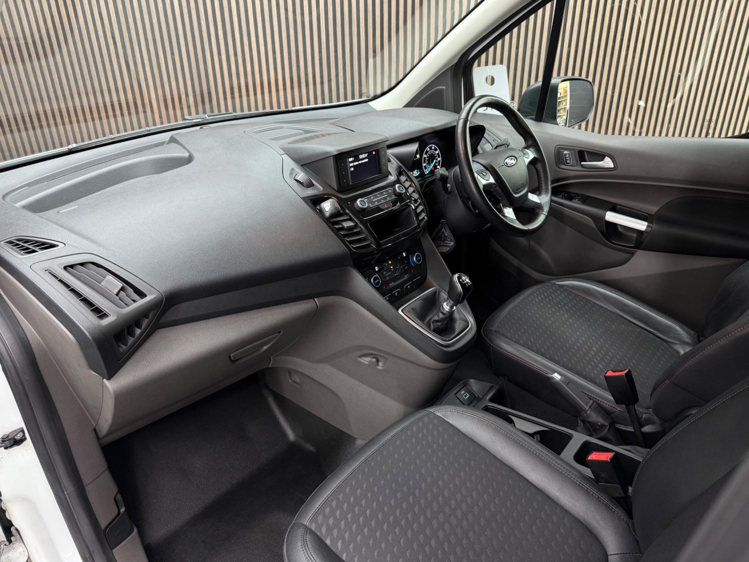 Used Ford Transit Connect 2020 for sale - 76660537: Photo 28